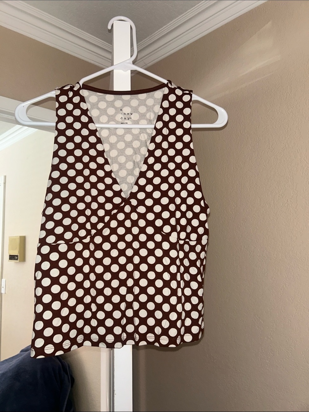 brown polka dot sleeveless wrap top - brand: